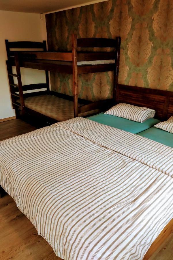 Apartment Eskadra Horni Mala Upa Phòng bức ảnh