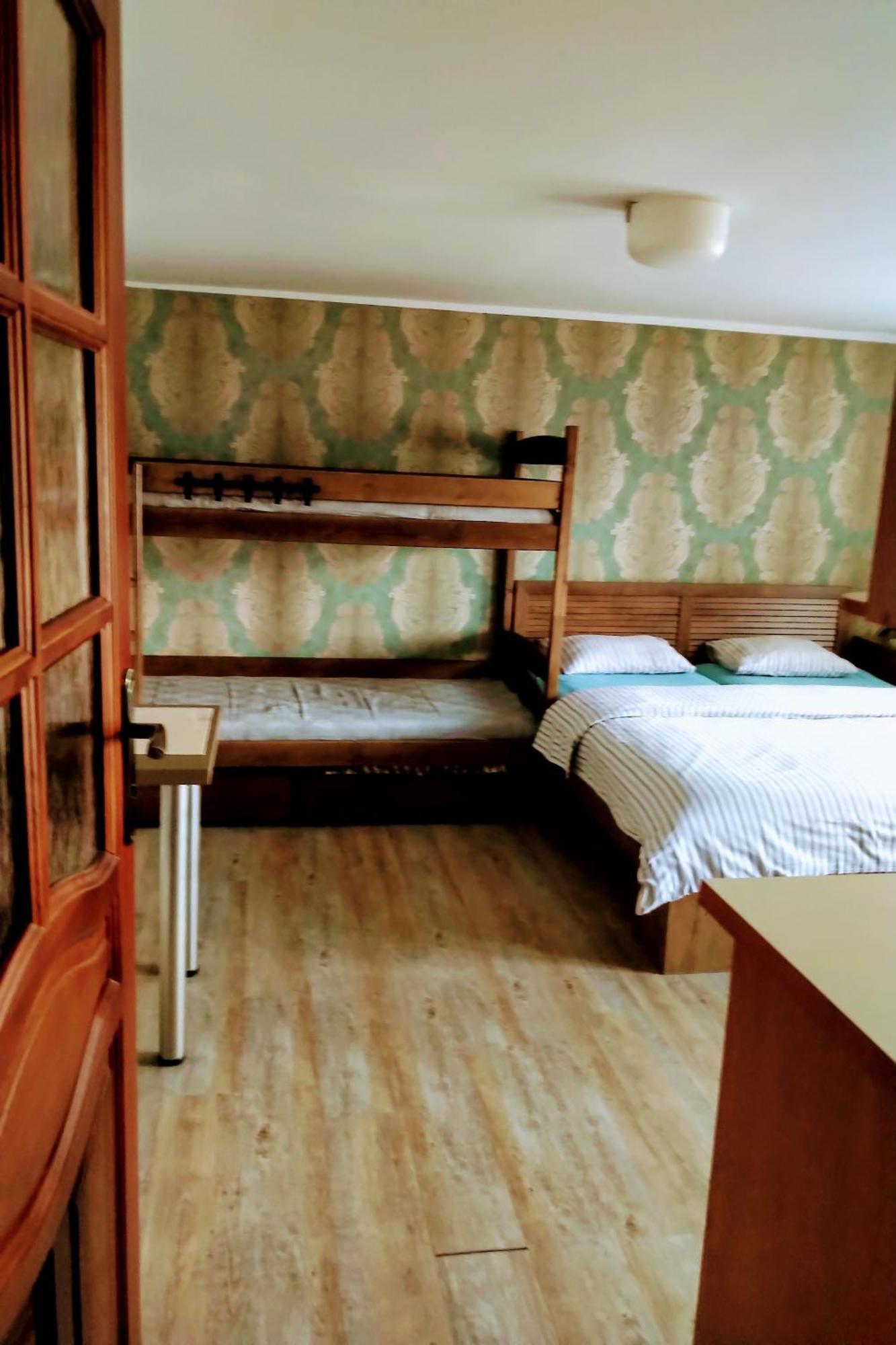 Apartment Eskadra Horni Mala Upa Phòng bức ảnh